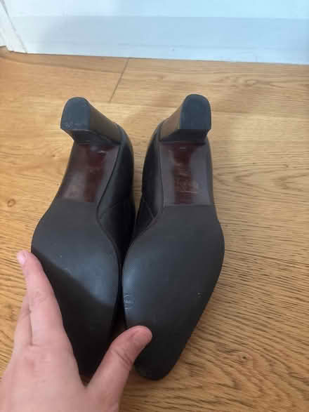 Photo of free Italian shoes (KT9 Chessington) #2