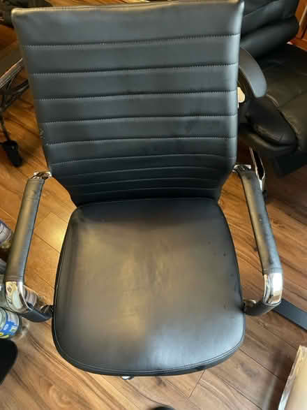 Photo of free Desk Chair (BD2) #1