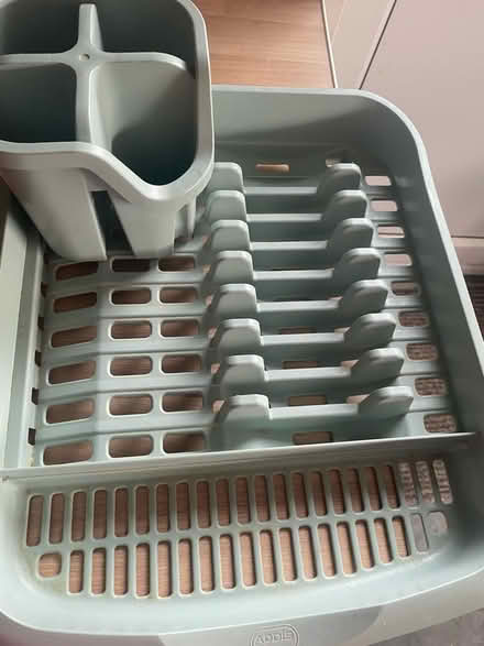 Photo of free Dish drainer and cutlery pot (Gobowen SY11) #1