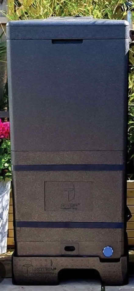 Photo of free Hotbin composter (LE67 Bagworth) #1