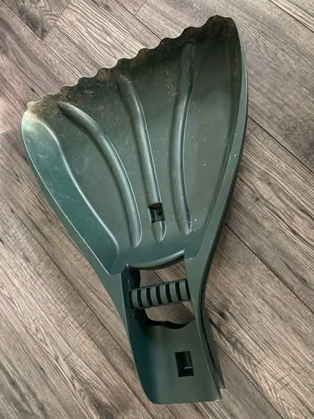 Photo of free Pair of leaf grabbers (Alstone GL50) #1