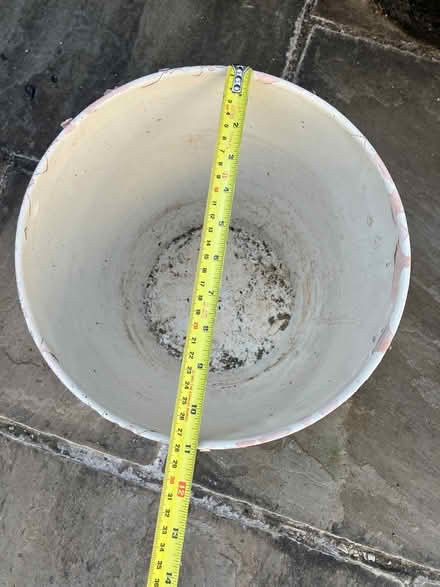 Photo of free Ceramic plant pot (Allington ME16) #2