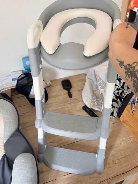 Photo of free Kids step to toilet (Colliers wood CR4) #1
