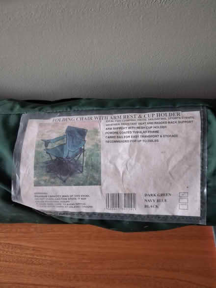 Photo of free Folding chair (Fleetville) #3