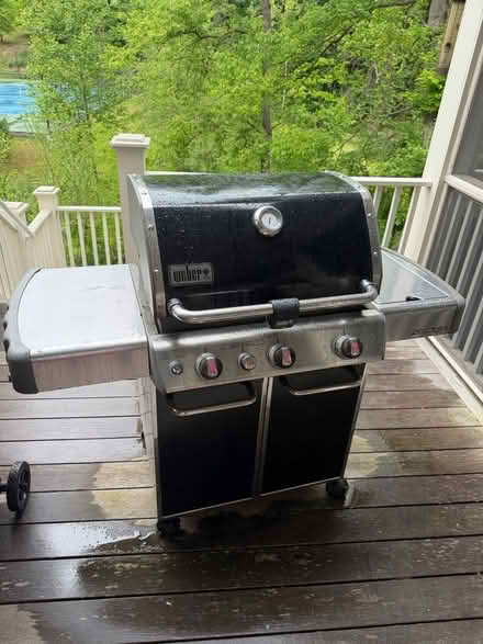 Photo of free Weber genesis gas grill (Near Jamestown Elementary) #1