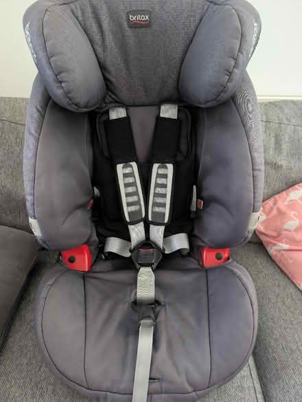 Photo of free Britax Römer Evolva 1-2-3 car seat (BR1) #1