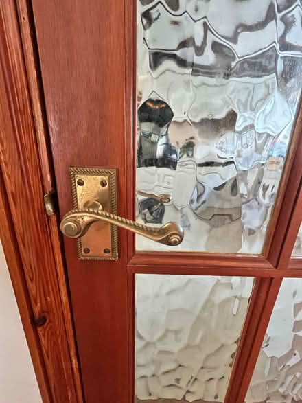 Photo of free Glass door (TN24) #2
