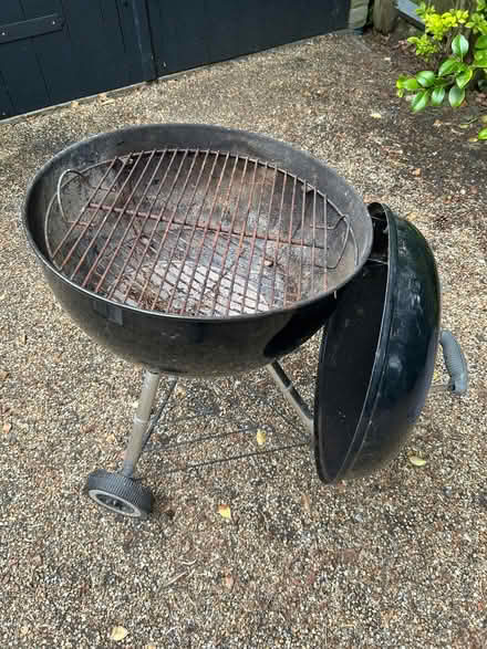 Photo of free Weber BBQ (Tunbridge Wells N. TN4) #3