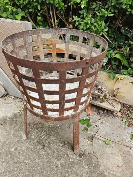 Photo of free Fire basket (Burgess Hill Worlds End RH15) #1