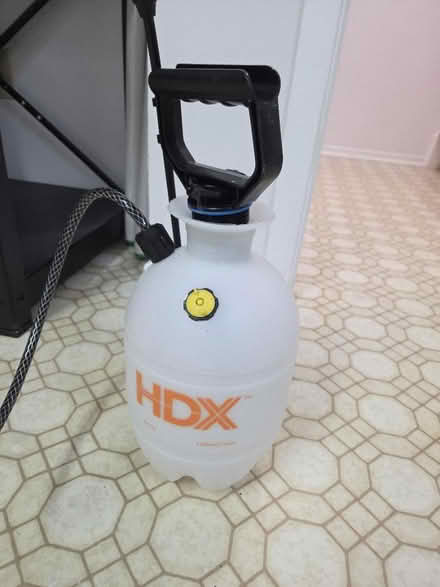 Photo of free HDX 1 gallon spray bottle (Foster Farm) #1