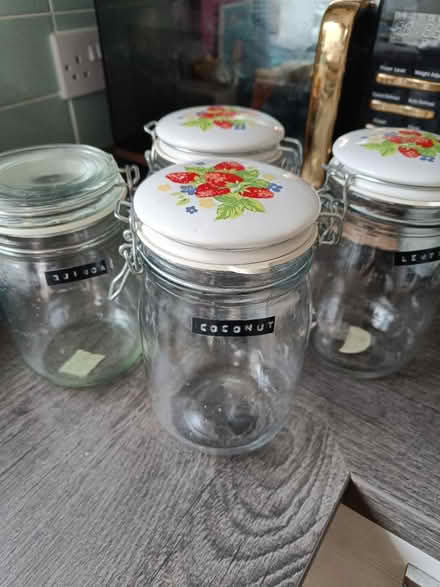 Photo of free Medium swing lid jars (Aldershot GU12) #1