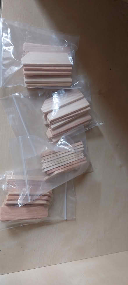 Photo of free Small wooden bits from canvas (Abingdon OX14) #1