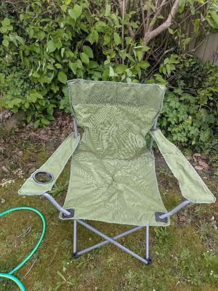 Photo of free Beach/Camping chairs (Berkhamsted HP4) #3