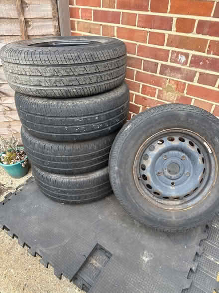 Photo of free 5 Ford transit tyres (ha11uj) #1