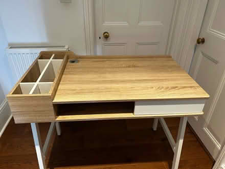 Photo of free Desk (Highbury, N5) #3