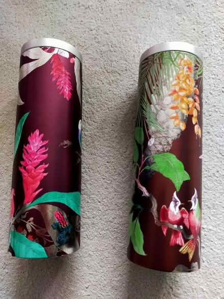 Photo of free 2 beautiful designed biscuits tins. (Bennetts End HP3) #2