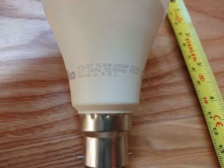 Photo of free B22 LED bulb by Wilko 1521 lumen 6500K (Central Lancaster LA1) #2