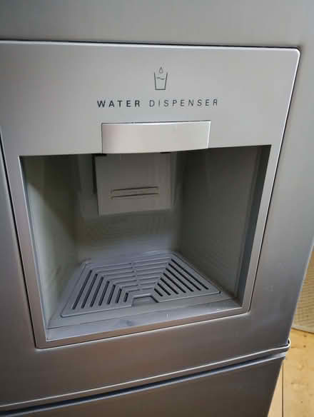 Photo of free Fridge-Freezer: LG (Henleaze Ward BS9) #3