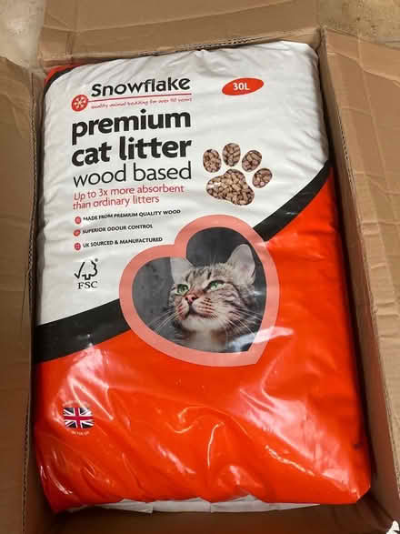 Photo of free Bag of Cat litter 30 litres (Newick BN8) #1