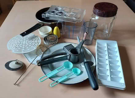 Photo of free Various small kitchen items (Comiston EH10) #1