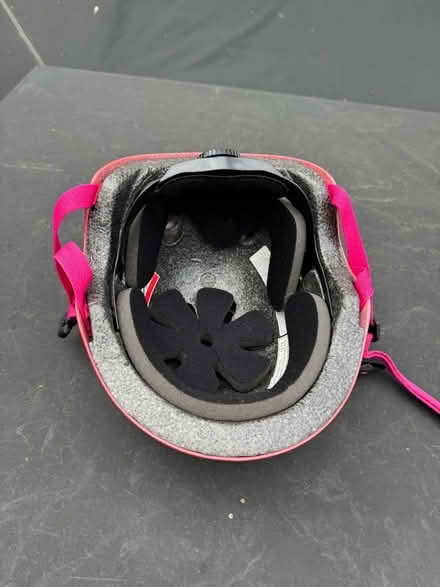 Photo of free Kids skate helmet (Rayne CM77) #2