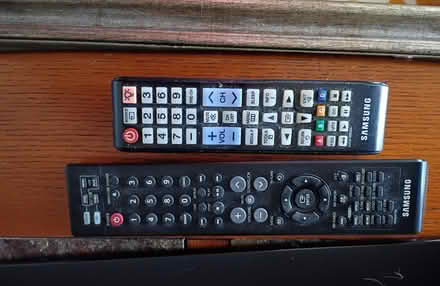 Photo of free 50" Samsung TV for Gaming (Western Lake Worth) #4