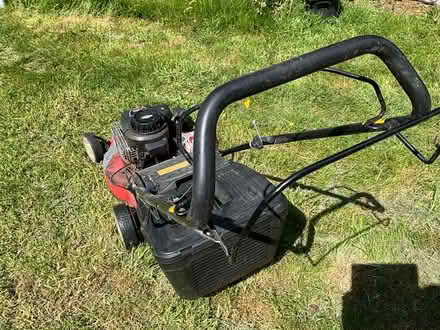 Photo of free Petrol lawn mower, engine working, needs repair / for spares (Alcester Lanes End B14) #4