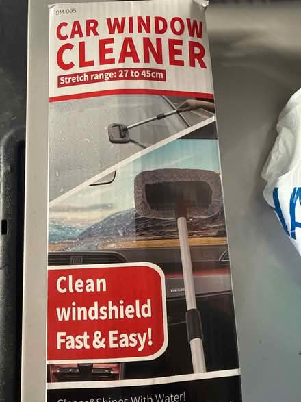 Photo of free Car window cleaner (Alvaston DE24) #1