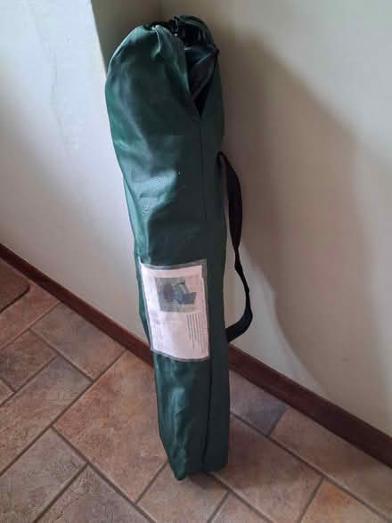 Photo of free Folding chair (Fleetville) #2