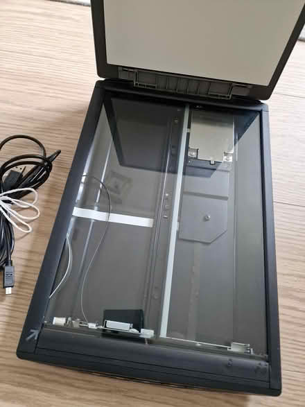 Photo of free Canon A4 Scanner with cable (Woking GU22 9) #2