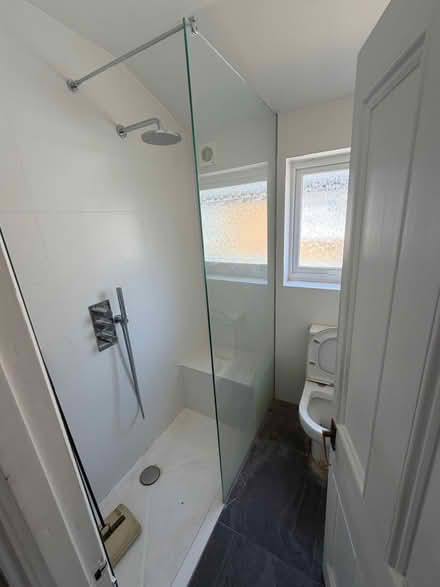 Photo of free Shower screen, see pics (W6 8JG) #2