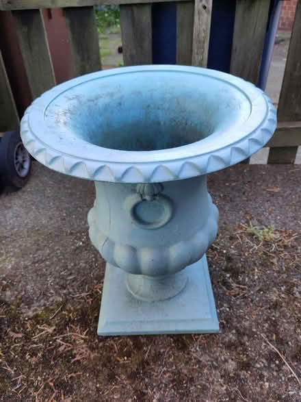 Photo of free Large blue plastic plant pot (Elswick NE4) #1