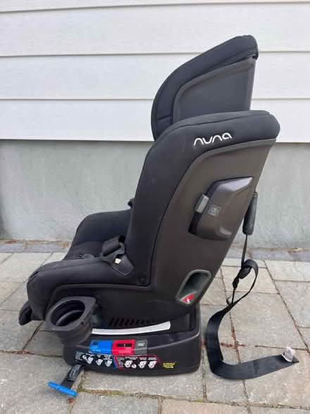 Photo of free Car seat Nuna Rava (Manotick) #2