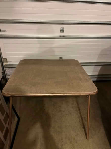 Photo of free Standard Card Table (Grosvenor) #1