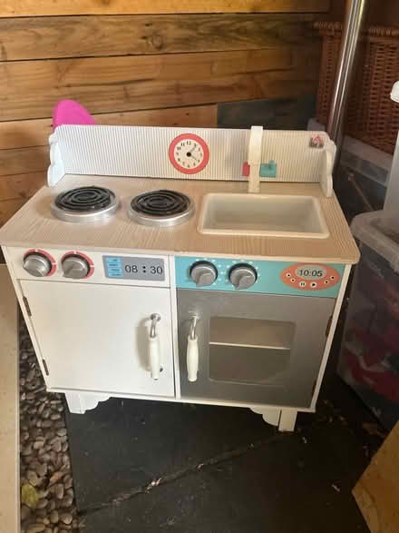 Photo of free Kids play kitchen (Bedford MK41) #1
