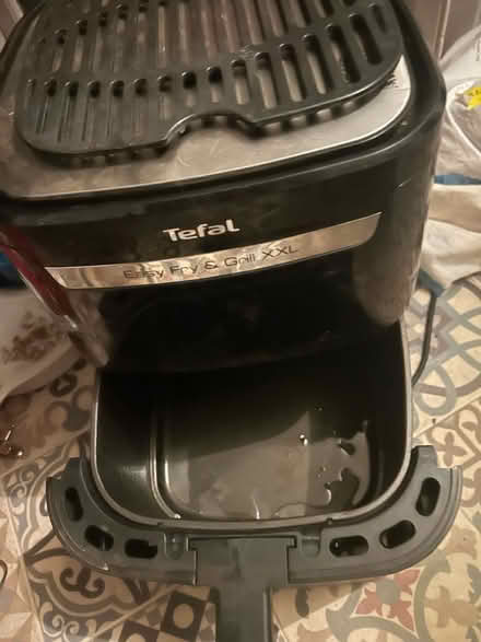 Photo of free Medium size regal airfryer (Brockley SE4) #2