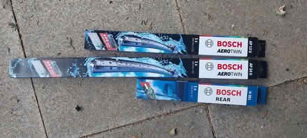 Photo of free bosch screen wiper (used) (Sutton) #1