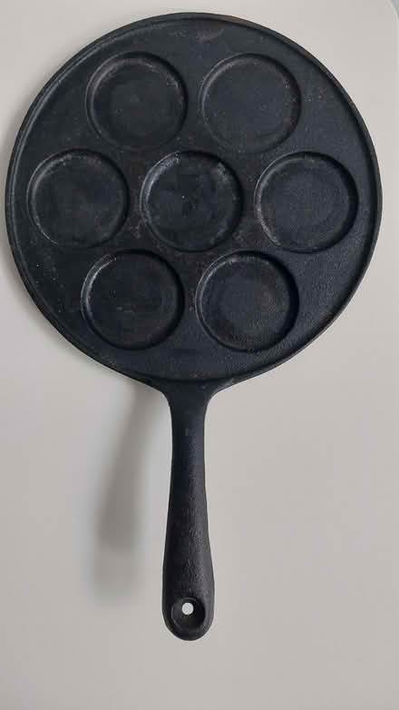 Photo of free Cast-iron multi-cavity pan (Ealing Pitshanger W5) #1