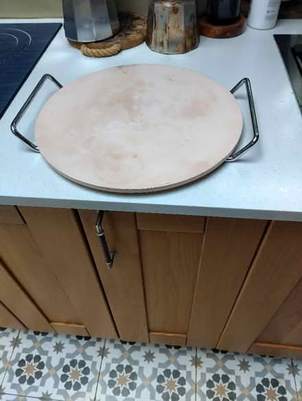 Photo of free Pizza Stone with Stand (New England PE1) #1