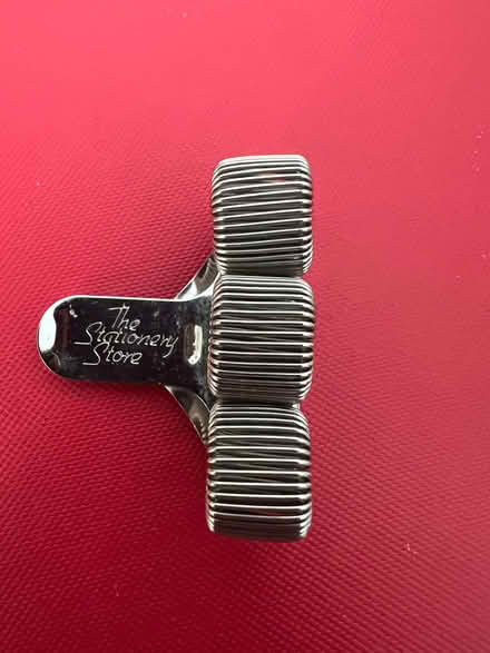 Photo of free Stainless Steel expandable pen holder with metal clip (Farnborough GU14) #2