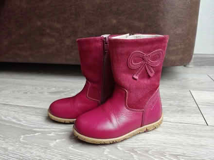 Photo of free Child boots size child 6 (Bennetts End HP3) #1