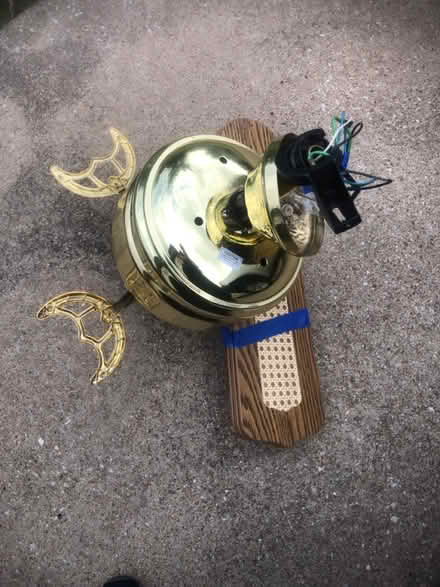 Photo of free Ceiling fan (Crockett and Old Mill Run.) #2