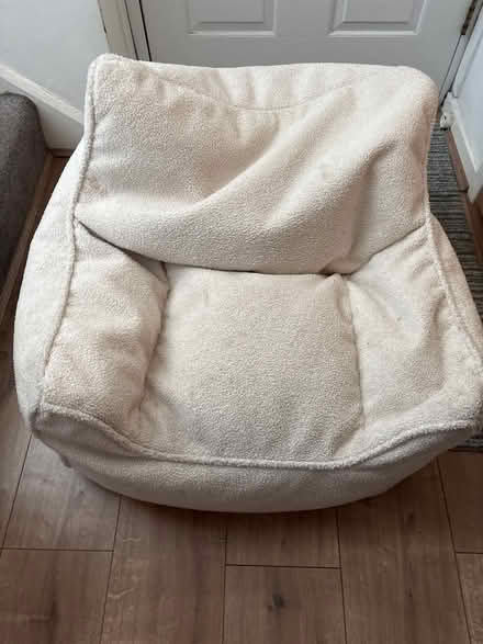 Photo of free Bean bag chair (moston M40,) #1