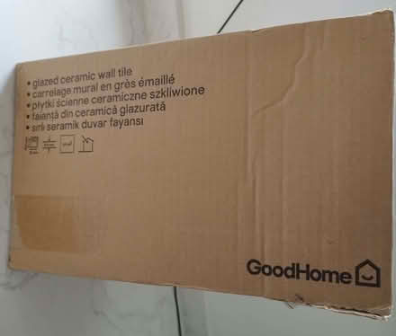 Photo of free Glazed ceramic wall tiles (Winnersh RG41) #1