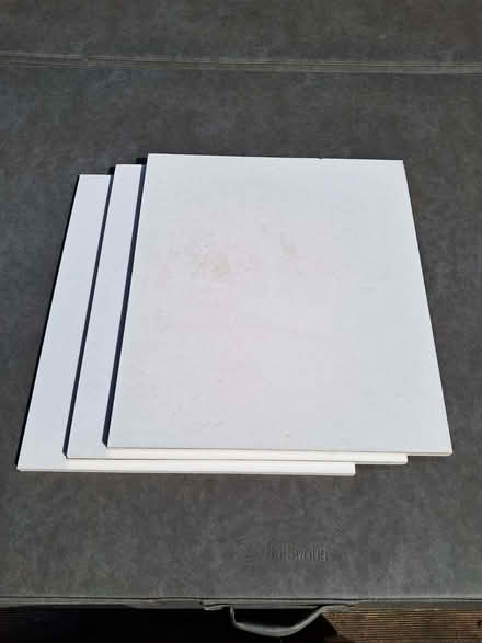 Photo of free 3 x white kitchen cupboard doors (Didcot OX11) #1