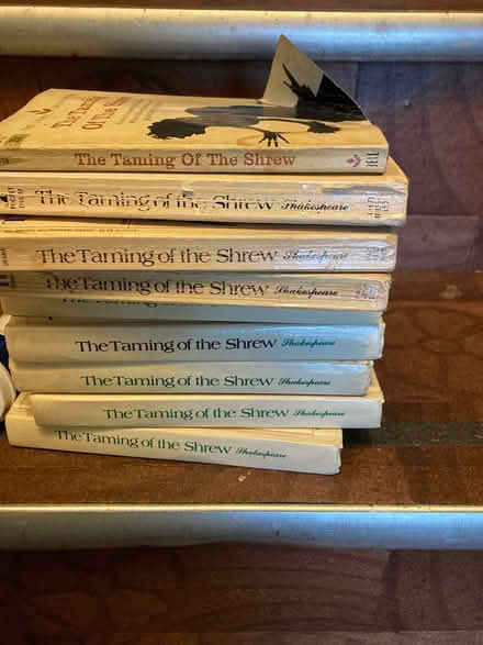 Photo of free Taming of the Shrew (9 copies) (10470 Woodlawn) #1