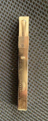 Photo of free pastel (art) holder (Strawberry Hill, Cambridge) #1