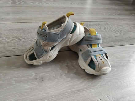 Photo of free Child sandals - size child 6 (Bennetts End HP3) #1