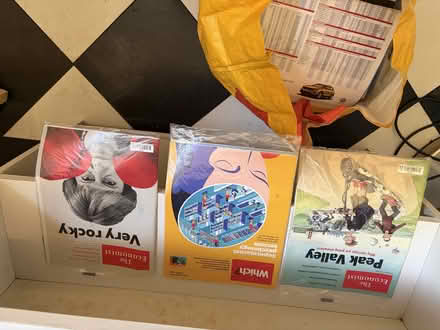 Photo of free Economist / Which magazines - from 2016-2019 (bag full) (Sharrow S7) #1