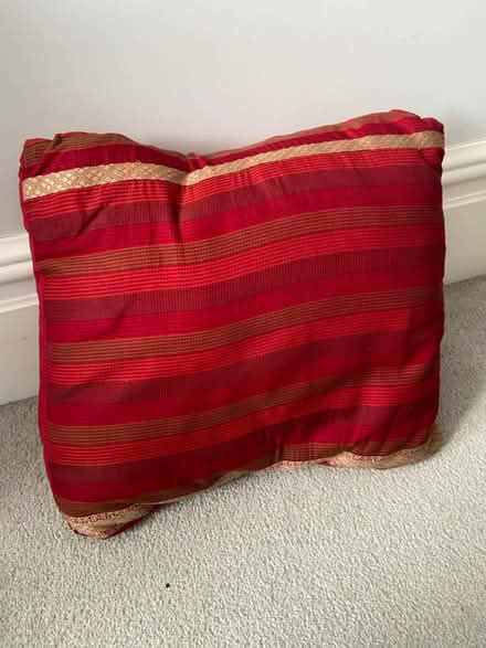 Photo of free Cushions (Boxmoor, Hemel Hempstead) #4